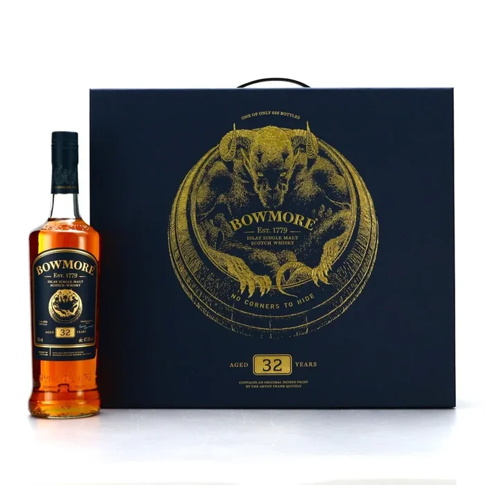 Bowmore 32 Year Old No Corners To Hide