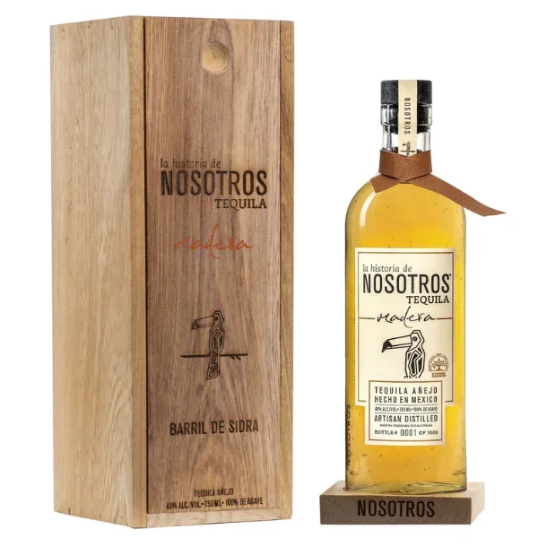 Nosotros Madera Tequila Añejo Wooden Box 750ml